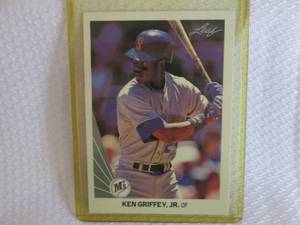 lot 52 image: 1990 Leaf Ken Griffey Jr  Card...