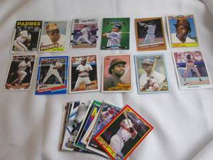 lot 53 image: Assorted Tony Gwynn Cards...