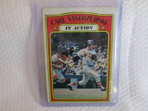 lot 153 image: 1972 Topps Carl Yastrzemski In Acti...