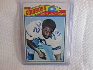 lot 157 image: 1977 Topps Ed Jones Card...