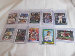 lot 232 image: Assorted Baseball Rookie Cards...