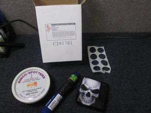 lot 254 image: 7 New butane lighters with tools, c...