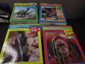lot 262 image: 4 Four packs of new Hoyle puzzles...
