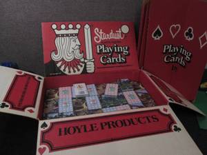 lot 274 image: Vintage Stardust playing card displ...