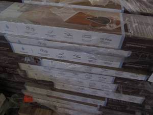 lot 321 image: 11 Cases Skaggs Island Oak Home Dec...