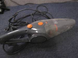 lot 326 image: Used Black n Decker handheld electr...
