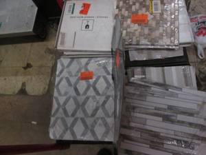 lot 328 image: Cart filled with specialty floor or...