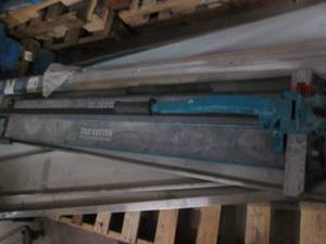lot 334 image: 4 Foot professional tile cutter...