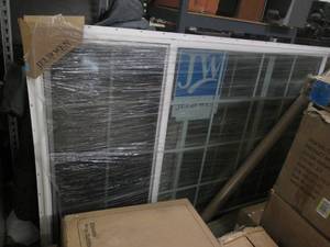 lot 335 image: Approximately 4 x 8 foot Jeld Wen w...