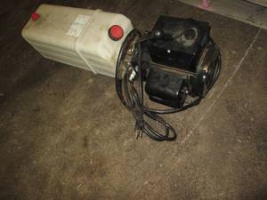 lot 341 image: 110v Hydraulic pump,motor and reser...