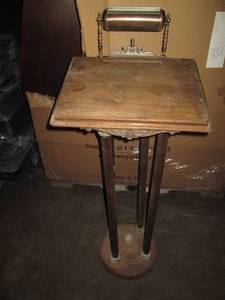 lot 352 image: Antique Lighted Podium with Carved ...