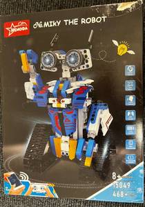 lot 49 image: New STEM Micky Robot - Voice Control, App Control, Moving, Electric.