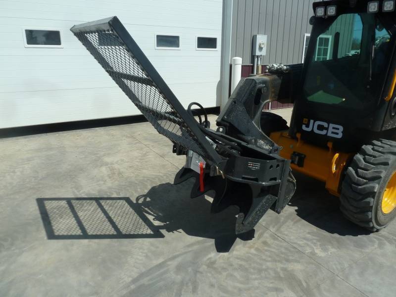 lot 3 image: Landhoner Recovery Winch 15000 Lb.