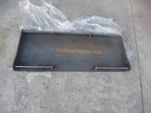 lot 61 image: Skid Steer Adapter Plate