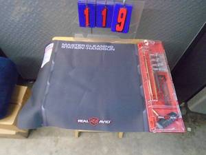 lot 119 image: Flat of real Avid tools & fixtures. As shown.