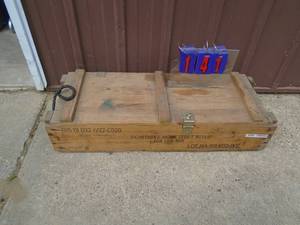 lot 141 image: 105 mm wood ammo case. Good condition. As shown.
