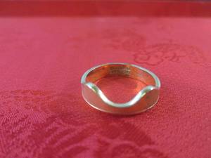lot 2 image: (CNTR) 14K Gold Plated Ring Size 7 ...
