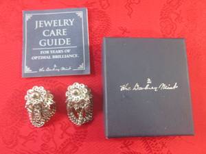 (CNTR) Pair Vintage Danbury Mint Cl...