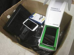 lot 21 image: (A-3) Electronics Including Samsung...