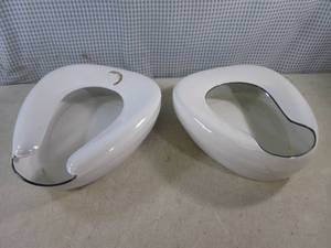 lot 37 image: (A-2) 2 Vintage Porcelain Enamel Be...