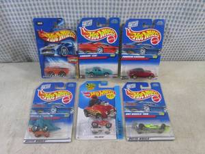 lot 150 image: (EC1) Assorted Hot Wheels in Packag...