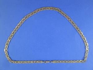 lot 57 image: (CNTR) 14K Gold 20 Necklace...