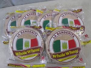lot 214 image: (B-1) 6 Packs of 10 Whole Wheat Flo...