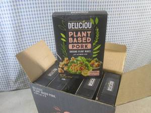 lot 232 image: (B-3) 5 Boxes of Deliciou Plant Bas...