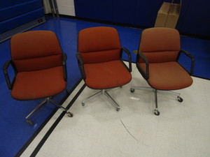 lot 12 image: (3) Office Chairs