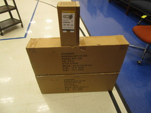 lot 16 image: (12) (New) Strider Bike Pedal Kits