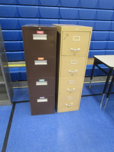 lot 73 image: (2) File Cabinets