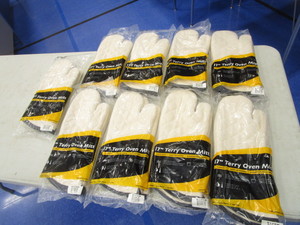 lot 97 image: (9) Pairs of (New) Oven Mitts