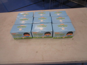 lot 100 image: (450) Childrens Face Masks