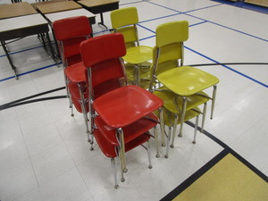 lot 109 image: (12) Student Chairs 15 Seat Height