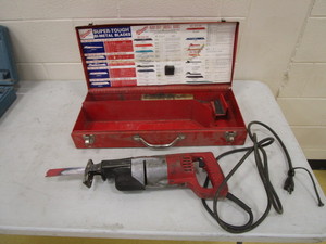 lot 145 image: Milwaukee Sawzall