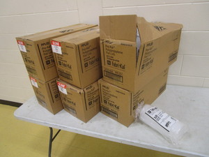 lot 167 image: (3,000) Plastic Lids