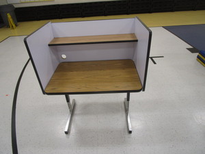 lot 202 image: Adjustable Height Computer Workstation 2x3