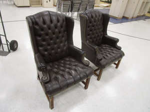 lot 210 image: (2) Leather Chairs