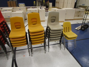 lot 247 image: (19) Student Chairs 17 Seat Height