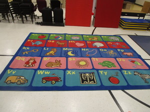 lot 229 image: Alphabet Rug 9x12