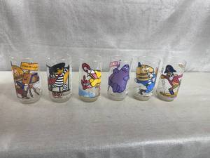 lot 16 image: McDonaldland Glass Cup Six-pack