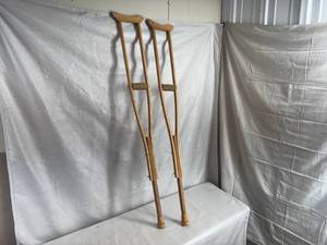 lot 31 image: Wooden Crutches