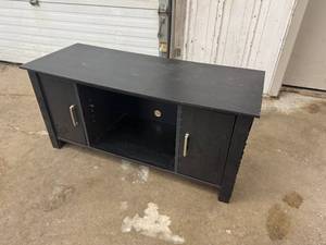 lot 34 image: Black TV Stand