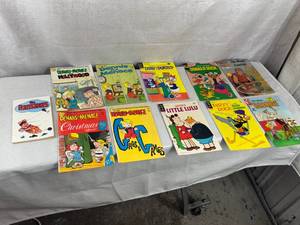 lot 42 image: Miscellaneous Comics