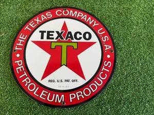 lot 38 image: Texaco Porcelain Sign