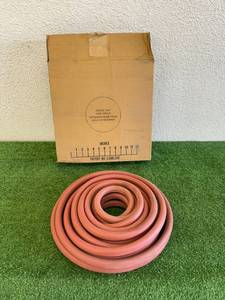 lot 53 image: New Roll of 12 Non Kink Air Hose