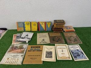 lot 86 image: Vintage Books, Magazines, Calendar