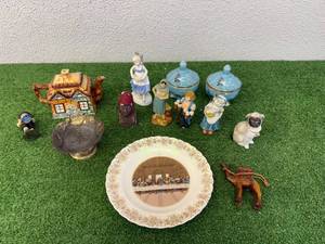 lot 88 image: Mixed Collectibles Lot