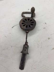 lot 92 image: Antique Rope Maker