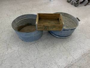 lot 94 image: Galvanized Tubs & Wood 7 UP Crate